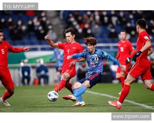 大阪钢巴与天津泰达的激烈对决展现中日足球魅力与实力较量